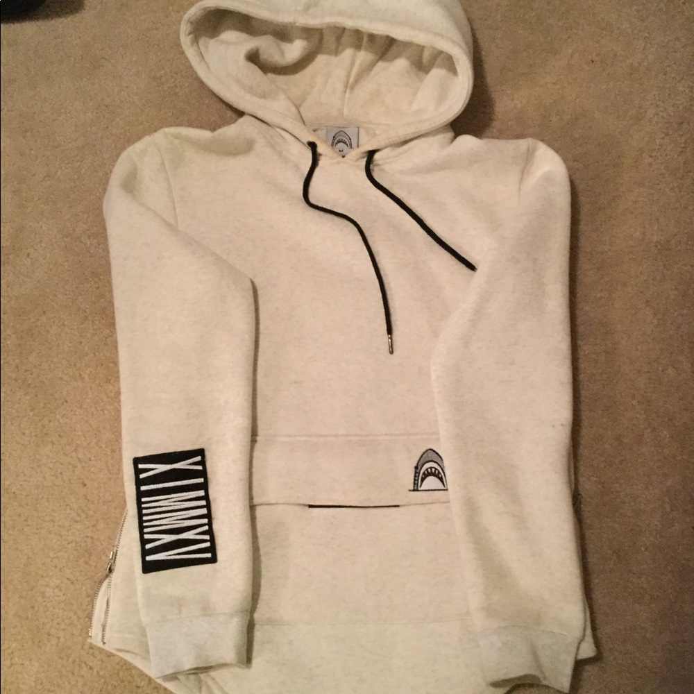 Sweatshirt size M